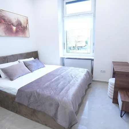 Ic - Luxus-apartment Mit Elegantem Design Apartment