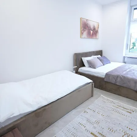 Luxury - Ic - Luxus-apartment Ii Stock * نيوفيد
