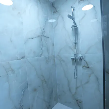 Apartment Ic - Luxus-apartment Mit Elegantem Design